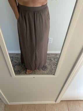 Olive & Oak Long Maxi Skirt in Taupe Brown